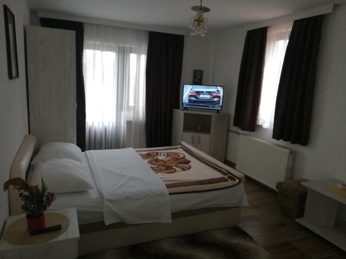 Lazarev Konak Banja Koviljaca Exterior photo